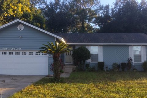 Villa ou maison à vendre à Jacksonville, Floride: 3 chambres, 124.21 m2 № 1950017 - photo 1