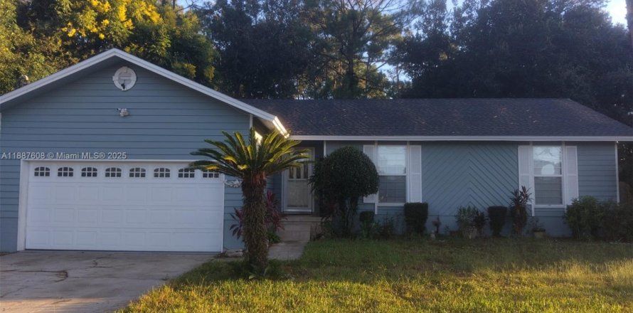 Villa ou maison à Jacksonville, Floride 3 chambres, 124.21 m2 № 1950017