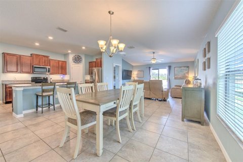 House in Riverview, Florida 4 bedrooms, 171.03 sq.m. № 2150114 - photo 14