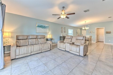 House in Riverview, Florida 4 bedrooms, 171.03 sq.m. № 2150114 - photo 21