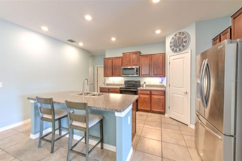 House in Riverview, Florida 4 bedrooms, 171.03 sq.m. № 2150114 - photo 17