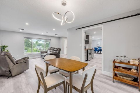 Casa en venta en Altamonte Springs, Florida, 3 dormitorios, 165.55 m2 № 1856010 - foto 15