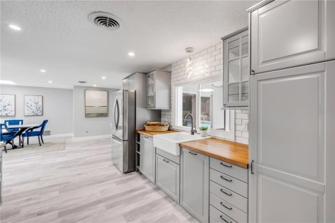 Casa en venta en Altamonte Springs, Florida, 3 dormitorios, 165.55 m2 № 1856010 - foto 9