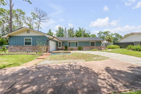 Casa en venta en Altamonte Springs, Florida, 3 dormitorios, 165.55 m2 № 1856010 - foto 1