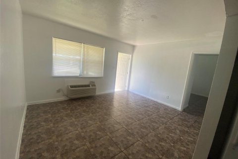 Immobilier commercial à vendre à Fort Lauderdale, Floride № 2089669 - photo 19