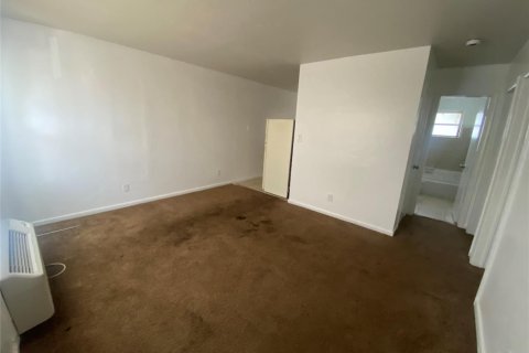 Immobilier commercial à vendre à Fort Lauderdale, Floride № 2089669 - photo 8
