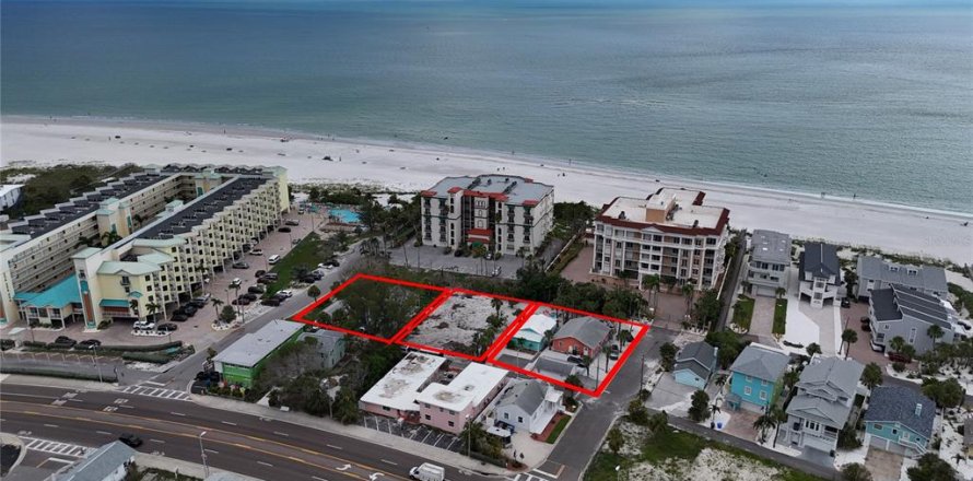 Hotel in Saint Petersburg, Florida № 1840602