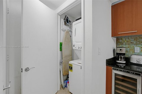 Condominio en venta en Miami Beach, Florida, 2 dormitorios, 133.5 m2 № 1762487 - foto 26