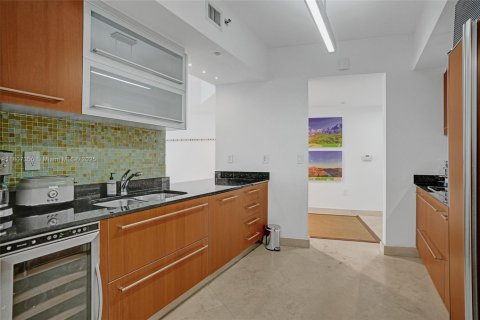 Condominio en venta en Miami Beach, Florida, 2 dormitorios, 133.5 m2 № 1762487 - foto 13