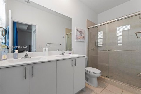 Adosado en venta en Miami Gardens, Florida, 3 dormitorios, 124.86 m2 № 2089543 - foto 30