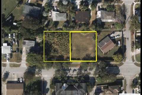 Commercial property in Homestead, Florida № 2155114 - photo 4