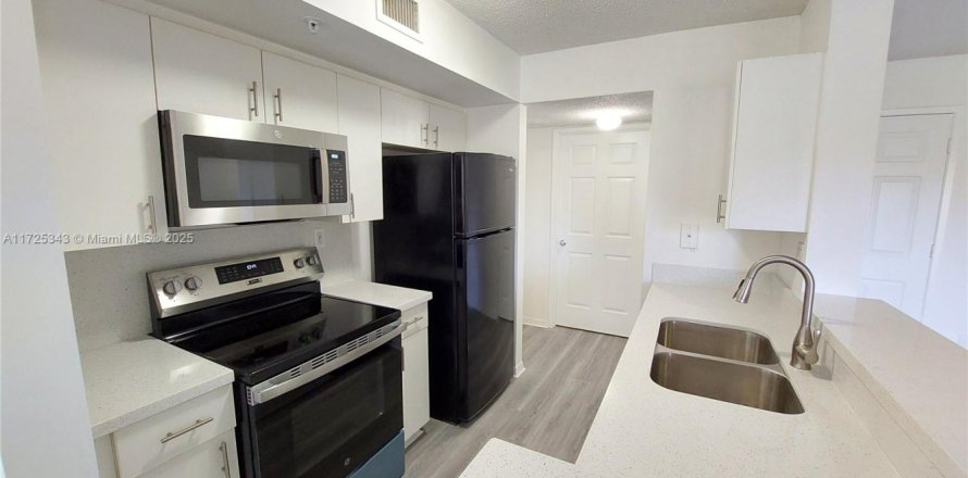 Condo à Davie, Floride, 1 chambre  № 1475958