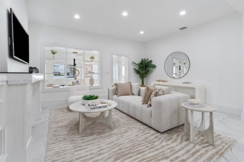 Villa ou maison à vendre à Miami, Floride: 4 chambres, 156.08 m2 № 1998355 - photo 5