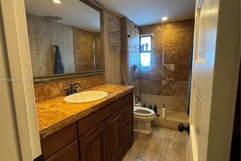 Copropriété à louer à Key Biscayne, Floride: 2 chambres, 77.76 m2 № 1999609 - photo 10