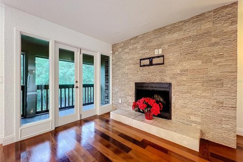 Condo in Orlando, Florida, 2 bedrooms  № 2390816 - photo 14