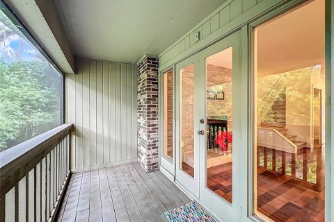 Condo in Orlando, Florida, 2 bedrooms  № 2390816 - photo 26