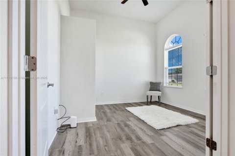 House in Port St. Lucie, Florida 5 bedrooms, 219.34 sq.m. № 1870024 - photo 10
