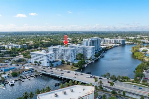 Condominio en venta en Fort Lauderdale, Florida, 2 dormitorios, 124.86 m2 № 1132959 - foto 1