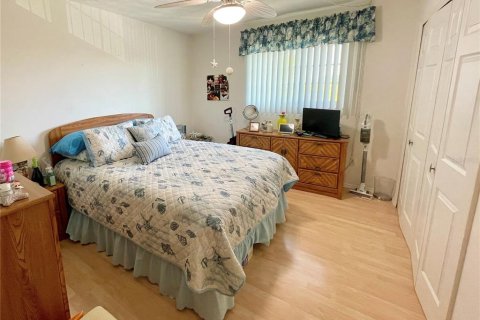 Condo in Punta Gorda, Florida, 2 bedrooms  № 1123109 - photo 22