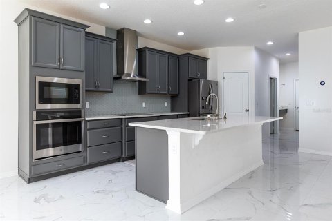 Villa ou maison à louer à Sanford, Floride: 4 chambres, 273.78 m2 № 1829894 - photo 12