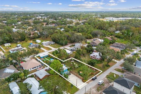 House in Sarasota, Florida 3 bedrooms, 145.11 sq.m. № 2237356 - photo 18