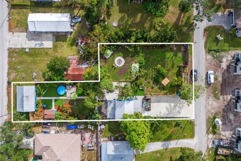 House in Sarasota, Florida 3 bedrooms, 145.11 sq.m. № 2237356 - photo 20