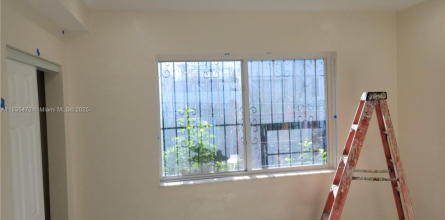 Villa ou maison à Miami, Floride 1 chambre, 256.87 m2 № 1818323