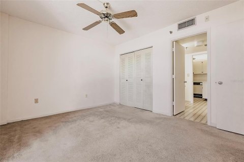 Condominio en venta en Port Charlotte, Florida, 1 dormitorio, 58.9 m2 № 1725483 - foto 12