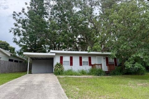 House in Tavares, Florida 2 bedrooms, 69.49 sq.m. № 1784342 - photo 1