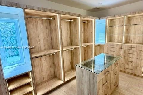 Casa en alquiler en Miami, Florida, 4 dormitorios, 102.66 m2 № 1939766 - foto 16