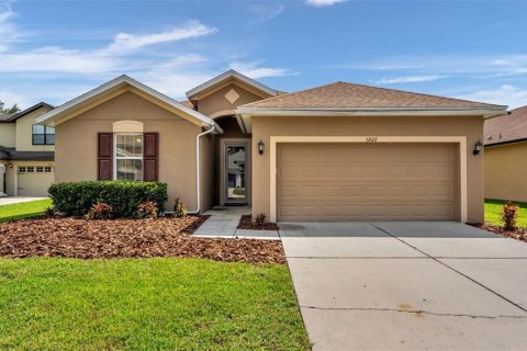Casa en Lakeland, Florida 4 dormitorios, 177.91 m2 № 2371307