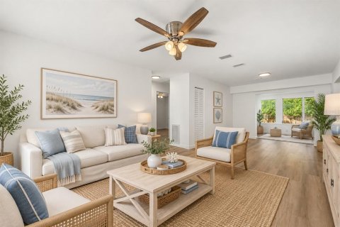 Villa ou maison à vendre à Palm Harbor, Floride: 2 chambres, 106.28 m2 № 2432613 - photo 4
