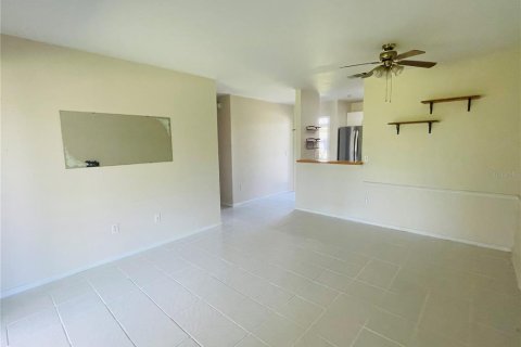 Villa ou maison à louer à Port Charlotte, Floride: 3 chambres, 83.61 m2 № 1854326 - photo 4