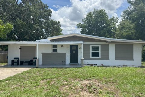 Casa en venta en DeLand, Florida, 3 dormitorios, 131.46 m2 № 1780192 - foto 1