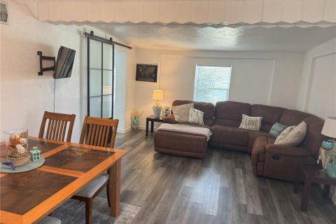 Casa en venta en DeLand, Florida, 3 dormitorios, 131.46 m2 № 1780192 - foto 13