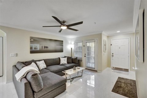 Condo in Lakewood Ranch, Florida, 2 bedrooms  № 1848570 - photo 6