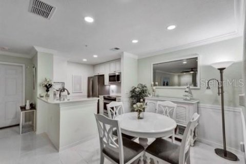 Condo in Lakewood Ranch, Florida, 2 bedrooms  № 1848570 - photo 9