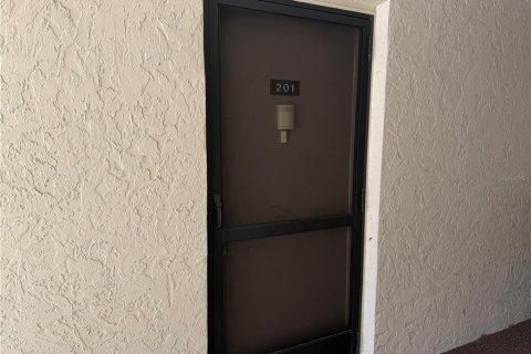 Copropriété à louer à Venice, Floride: 2 chambres, 98.66 m2 № 2389104 - photo 2