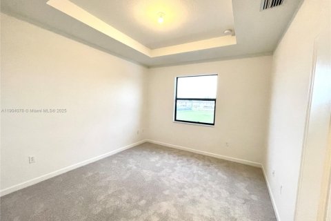 Townhouse in Miami, Florida 3 bedrooms, 133.97 sq.m. № 1963393 - photo 13