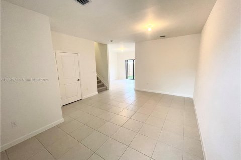 Townhouse in Miami, Florida 3 bedrooms, 133.97 sq.m. № 1963393 - photo 7
