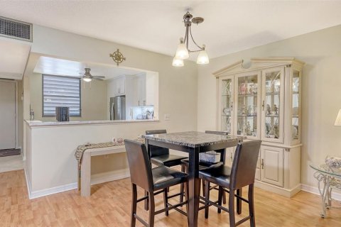 Condominio en venta en Bradenton, Florida, 2 dormitorios, 160.54 m2 № 1855731 - foto 10