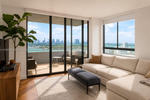 Condo à Miami Beach, Floride, 2 chambres  № 2264461