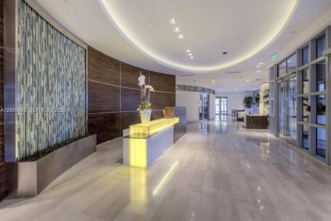 Copropriété à vendre à Miami Beach, Floride: 2 chambres, 117.24 m2 № 2264461 - photo 21