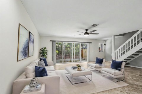 Condo in St. Lucie, Florida, 3 bedrooms  № 2253818 - photo 7