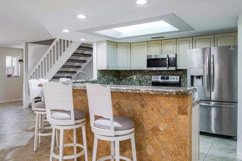 Condo in St. Lucie, Florida, 3 bedrooms  № 2253818 - photo 8