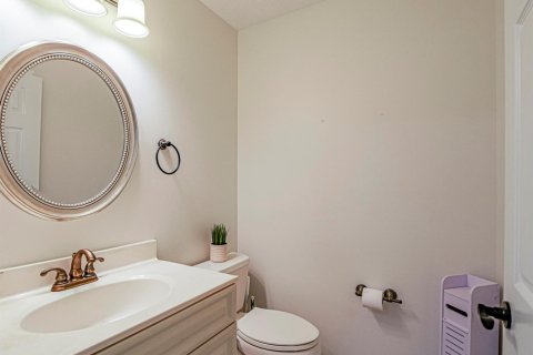 Condo in St. Lucie, Florida, 3 bedrooms  № 2253818 - photo 11