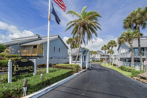Condo in St. Lucie, Florida, 3 bedrooms  № 2253818 - photo 2