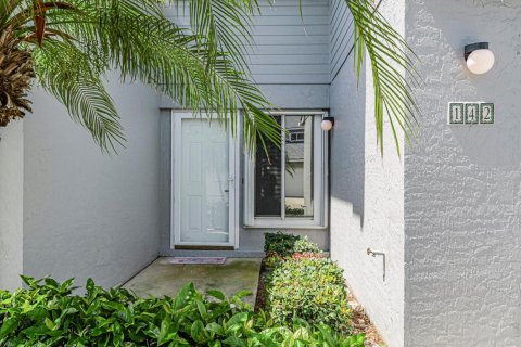 Condo in St. Lucie, Florida, 3 bedrooms  № 2253818 - photo 4