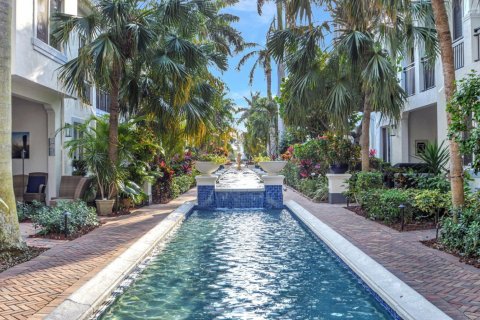 Townhouse in Boynton Beach, Florida 3 bedrooms, 216.65 sq.m. № 1208033 - photo 1