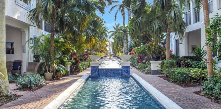 Townhouse in Boynton Beach, Florida 3 bedrooms, 216.65 sq.m. № 1208033